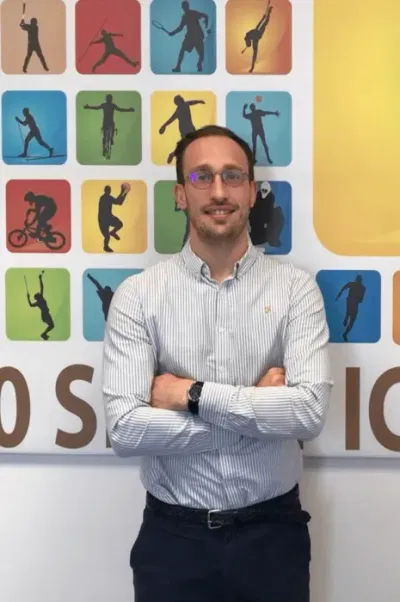 Centre Médico Chirurgical Angers Trélazé - Dr Peyronnet - Identité Graphique