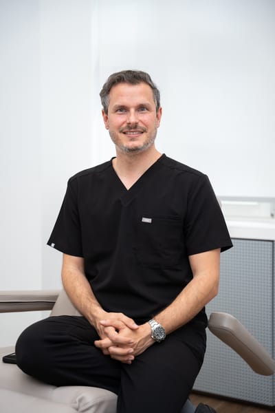 Dr. Alex Dumitrescu – Steigerung der Markenpräsenz - Onlinewerbung