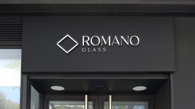 Crafting a refined brand identity for a luxury glass studio - Image de marque & branding