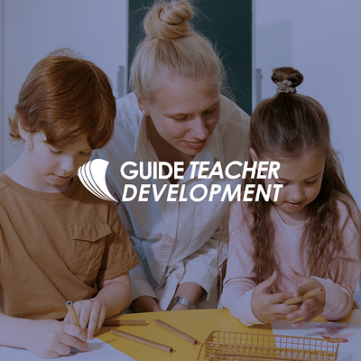 Guide Teacher Training | Social Media - Digital Strategy