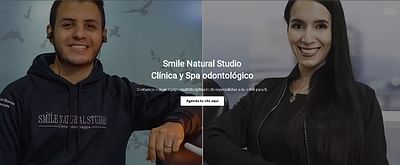 Smile Natural Studio Clínica y Spa odontológico - Diseño Gráfico