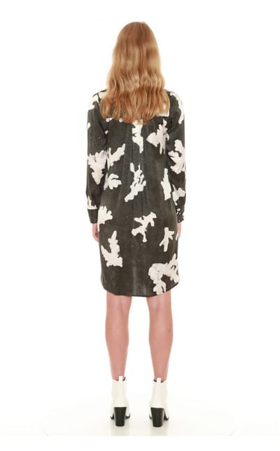 Harvey Nichols Ladies Fashion Brand - Social Media