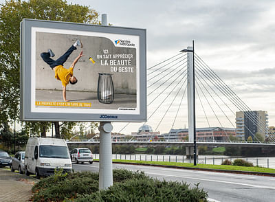 « La beauté du geste » pour Nantes Métropole - Outdoor Advertising