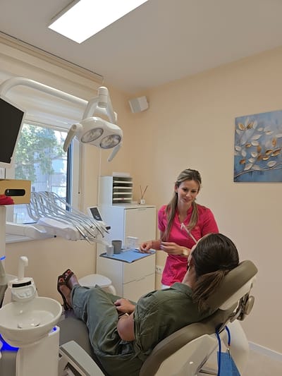 Dental Crnic - Werbung