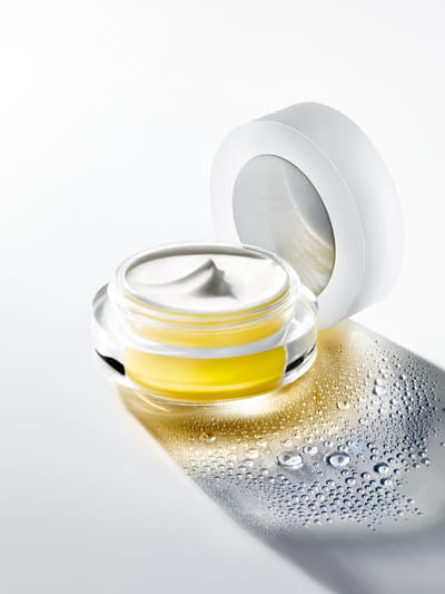 Cosmetics - Publicité