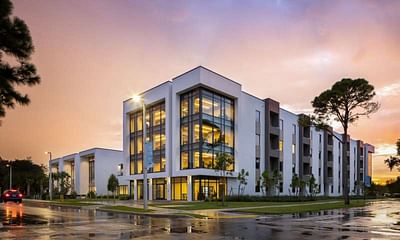 ST THOMAS UNIVERSITY HOUSING, MIAMI GARDENS, FL - Evenement