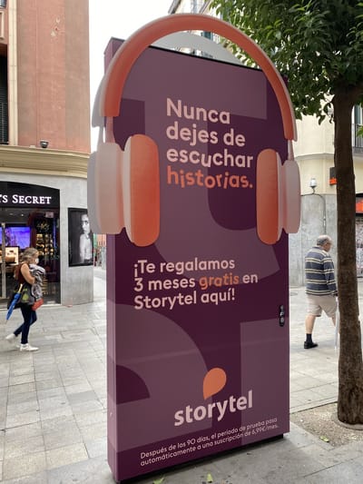 Campaña Audiolibro en Publicidad exterior y RRSS - Publicidad en Exteriores