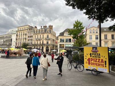 Velo Expo pour La Boite à Pizza à Caen - Publicité Extérieure