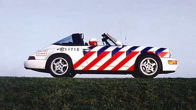 Dutch Police - identity and vehicle striping - Image de marque & branding