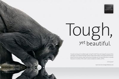 KISSING GORILLA - Advertising