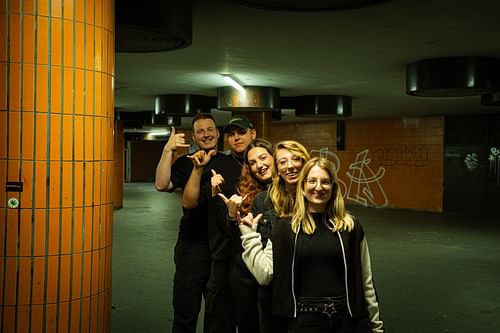 Mission Viral cover