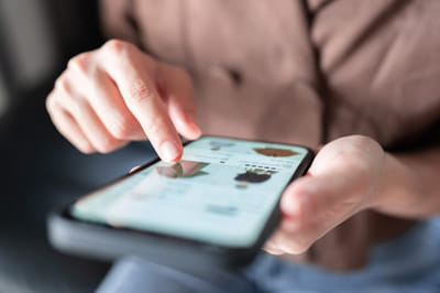 40% Y-o-Y eCommerce revenue growth - E-commerce