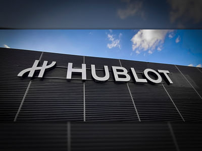 Hublot Channel Letters - Outdoor Advertising