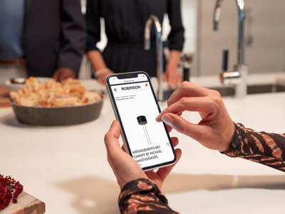 ROBINSON – Brand Campaign and E-Commerce Rollout - Media Planning