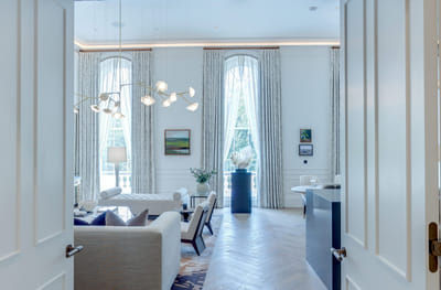 Property virtual tour of Regent's Crescent - Photography
