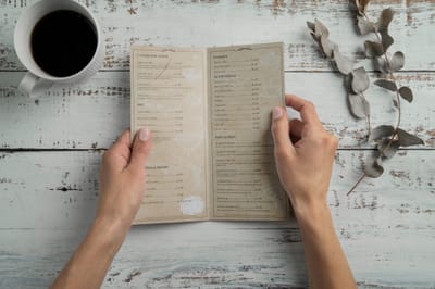 Menu design for a resort - Design & graphisme