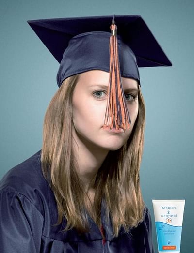 GRADUATE - Publicité