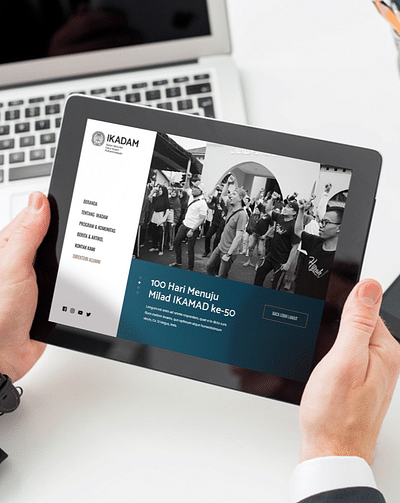 UX Design and Web Creation for an Alumni Database - Webseitengestaltung