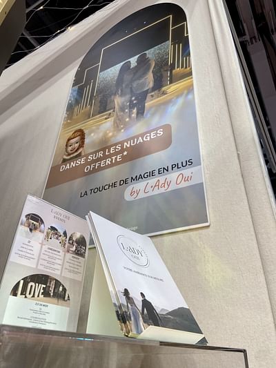 Friday x L•Ady Oui - Créations print & digitales - Image de marque & branding