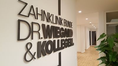 Zahnklink Bunde - Das volle Programm. - Design & graphisme