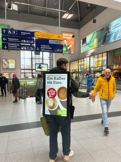 Kampagne für REWE ToGo - Außenwerbung