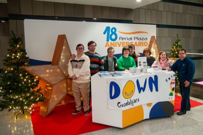 Stand Dia del Sindrome de Down Ferial Plaza - Graphic Design