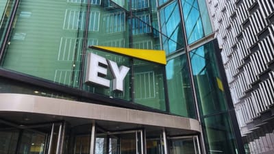 LinkedIn outreach for EY live business breakfast events - Marketing