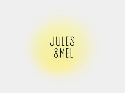 Jules & Mel – All eyes on me - Social Media