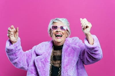 Humanizing HealthTech: A Smart Care Platform for the Elderly - Digital Strategy