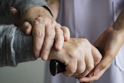 Hop-in: vrijwilligerswerk in goede banen geleid - Web Applicatie