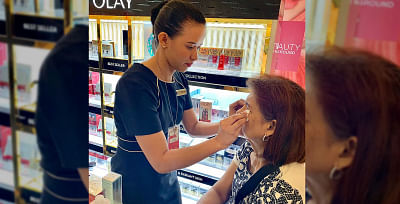 In-store Beauty Consultants Deployment - Werbung