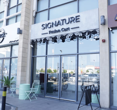 Signature - Social Media