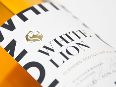 WHITE LION WHISKY - Packaging
