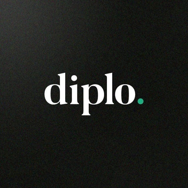 DiploStudio