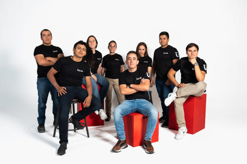 Kiüve Agency cover