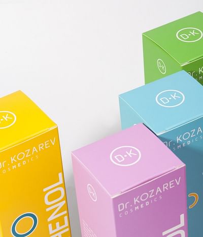 DrKozarev Cosmedics - Brand identity and packaging - Branding y posicionamiento de marca