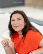 Milena Paralis  | freiberufliche Webentwicklerin