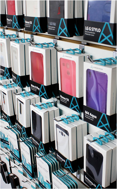 Phone Accessories Rebranding & Design - Image de marque & branding