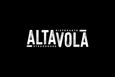 Altavola, l'Italie, au pied des montagnes. - Video Production
