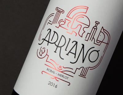 Branding y Packaging Adriano - Branding y posicionamiento de marca
