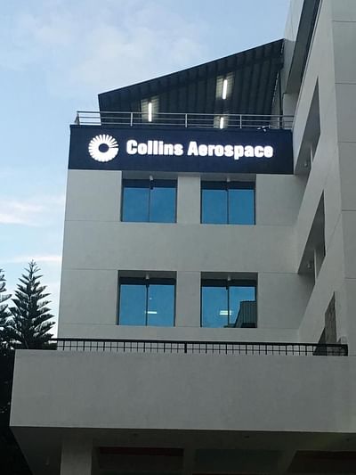 Signages and Graphics - Collins Aerospace - Branding y posicionamiento de marca